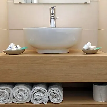Méditerranée Hotel 3*